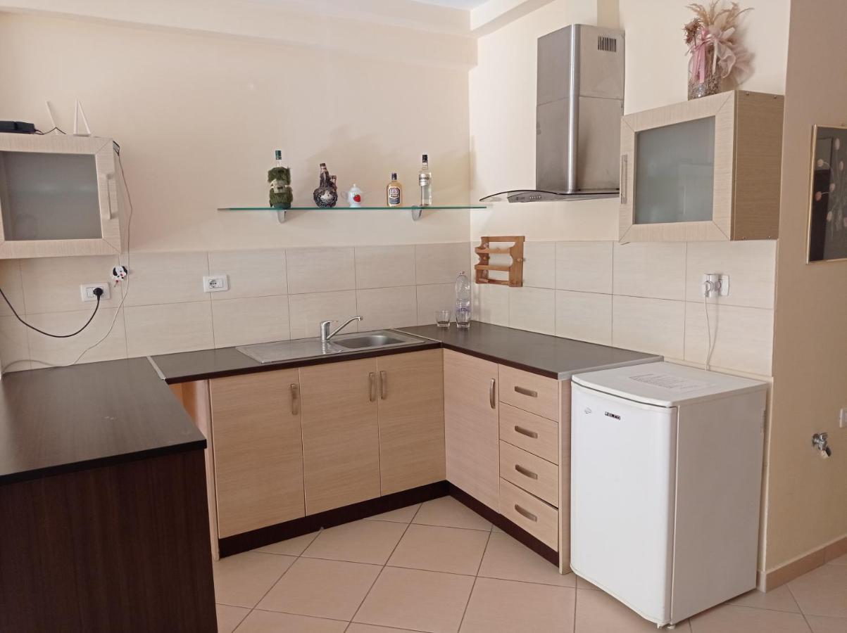 Summer Life Apartments Sarandë 외부 사진