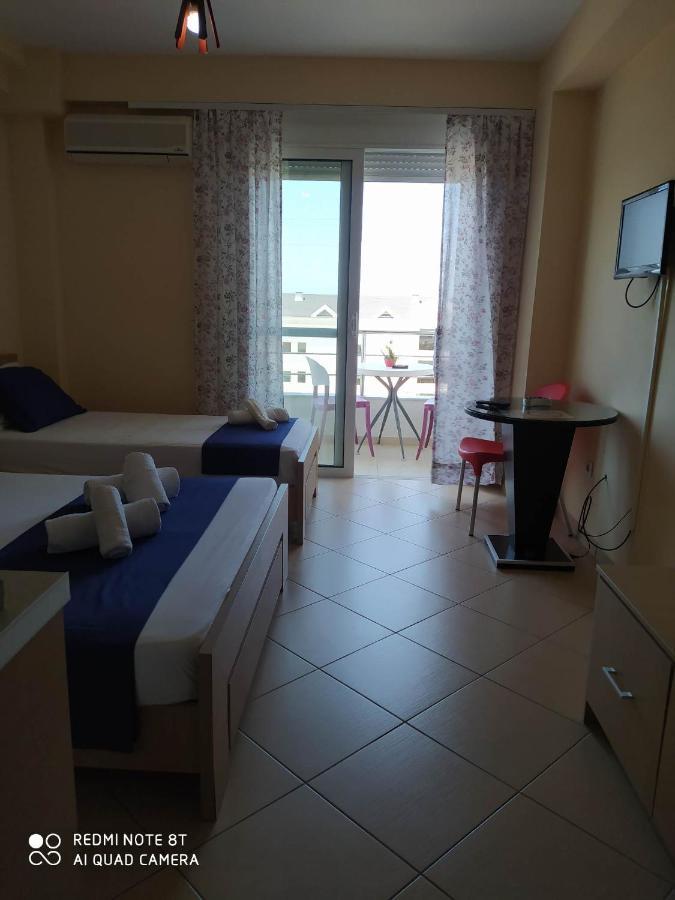 Summer Life Apartments Sarandë 외부 사진